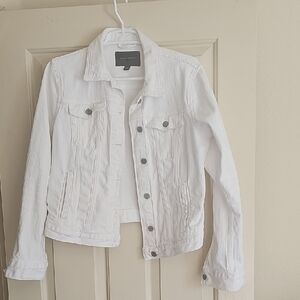 Banana Republic Classic White Jean Jacket Medium